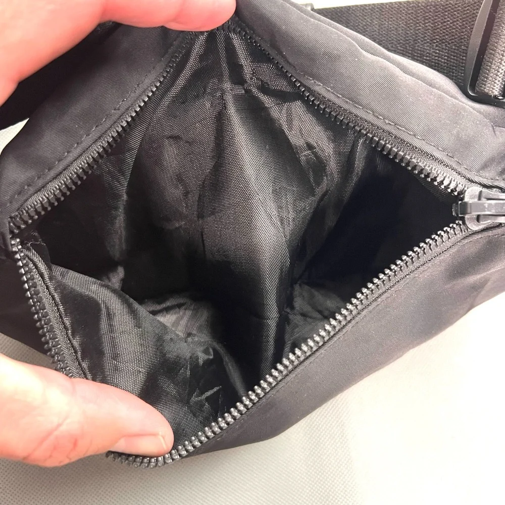 BEIS The Sport Pack Fanny Pack Belt Bag Crossbody Black Travel - Picture 6 of 8